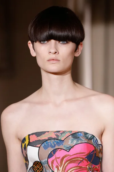 Look 63